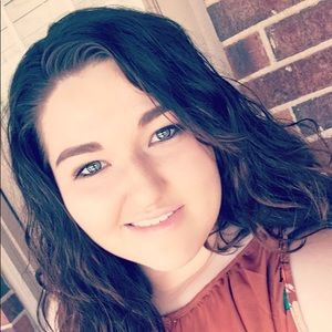 Meet your Posher, Ashlin